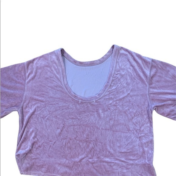 We The Free cropped open back velvet top. Color is pink first pic for reference - Picture 4 of 6
